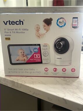 VTech 5" Smart Wi‑Fi 1080p Pan & Tilt Baby Monitor - White